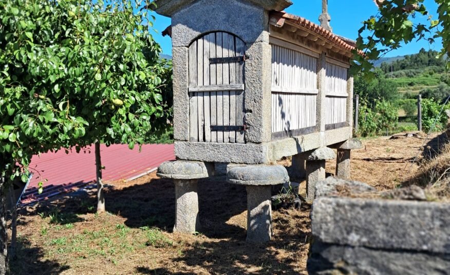 Moradia em Aldeia