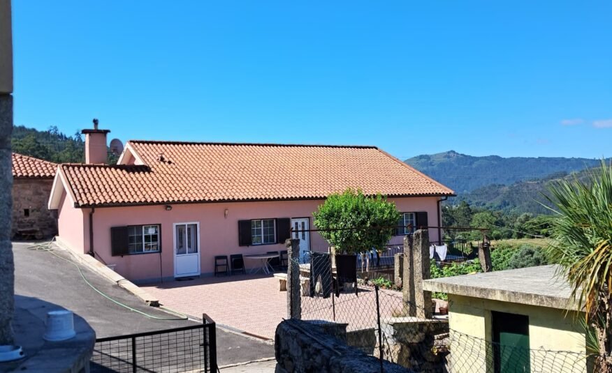 Moradia em Aldeia